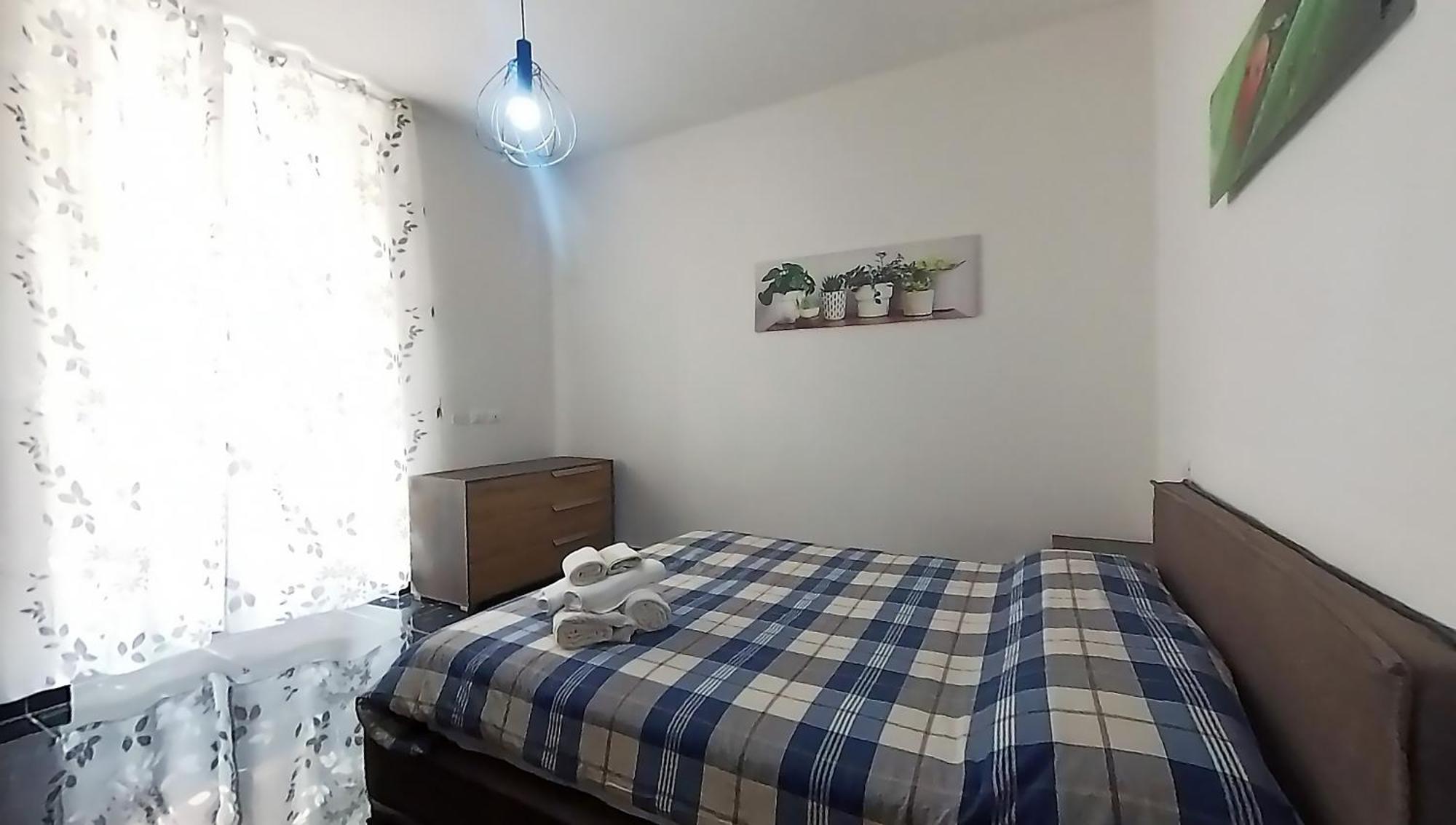 Tra Centro E Mare - Intero Appartamento Con Parcheggio Savona Exterior foto